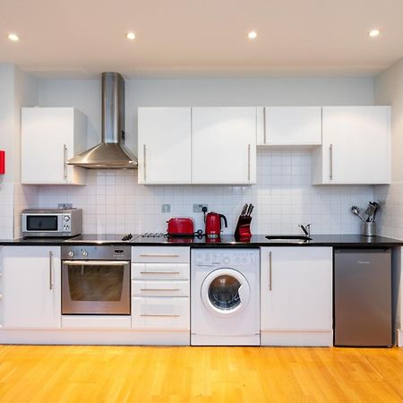 Groveland Court Apartment 1 Лондон Экстерьер фото