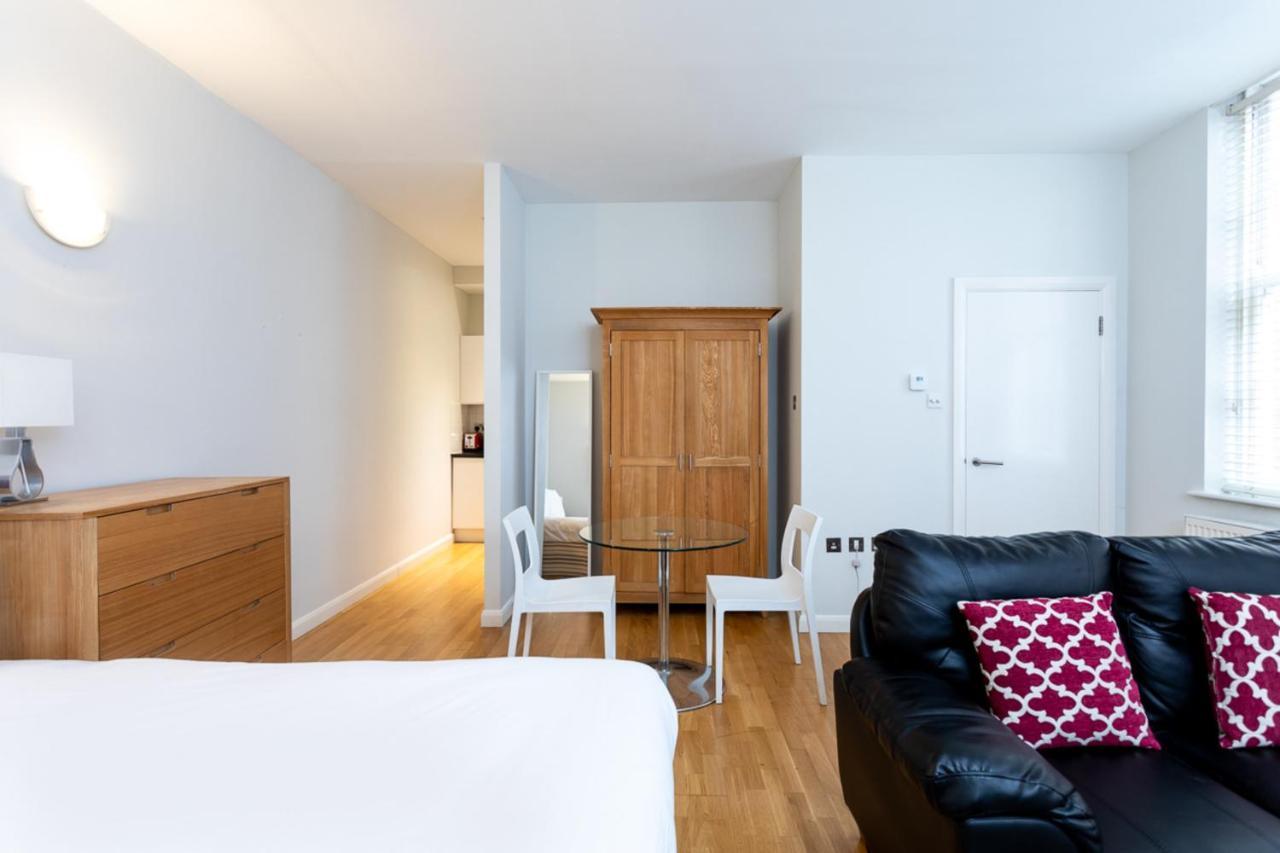 Groveland Court Apartment 1 Лондон Экстерьер фото
