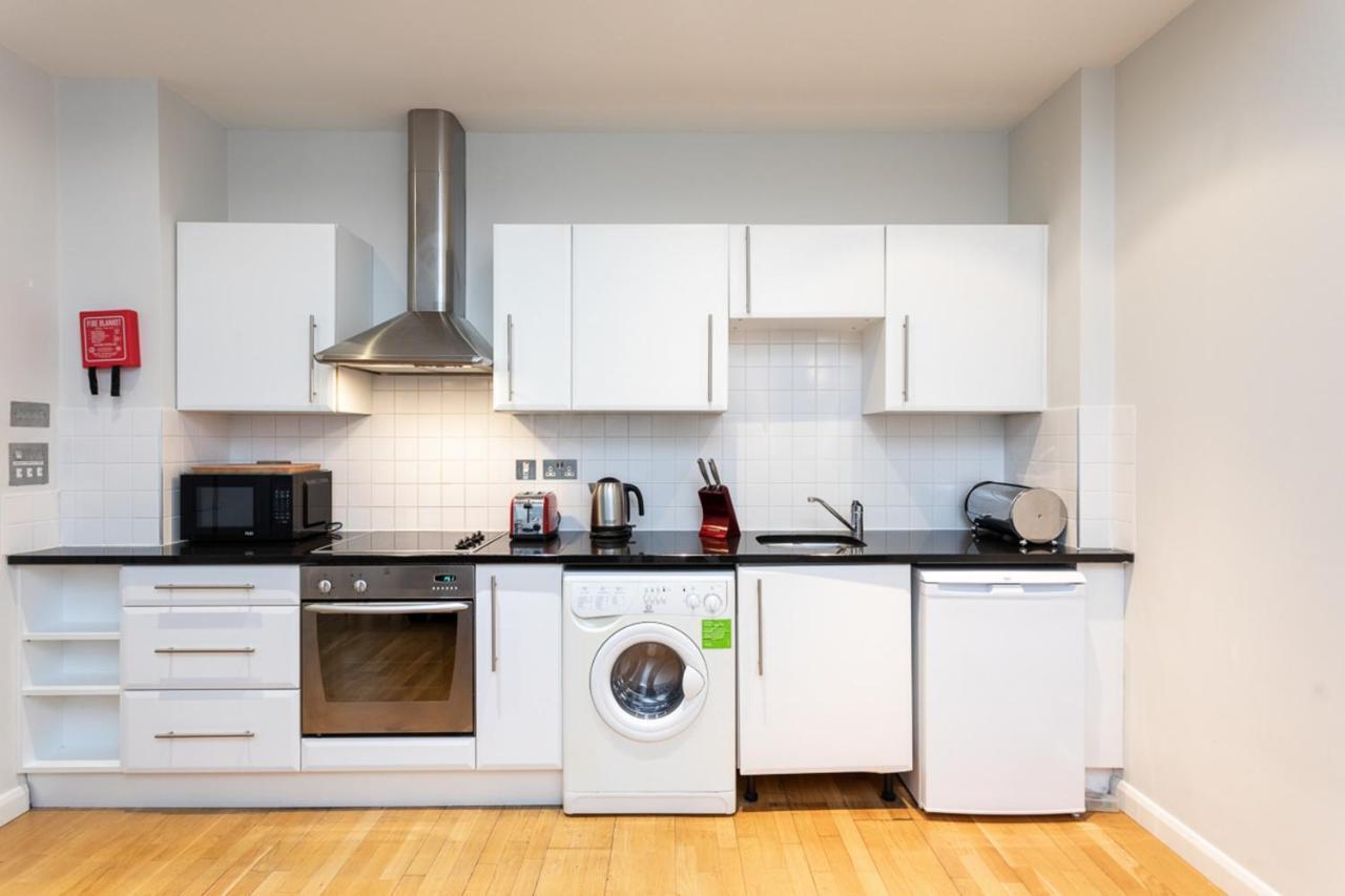 Groveland Court Apartment 1 Лондон Экстерьер фото